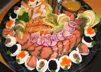 Fischplatte mit Lachs